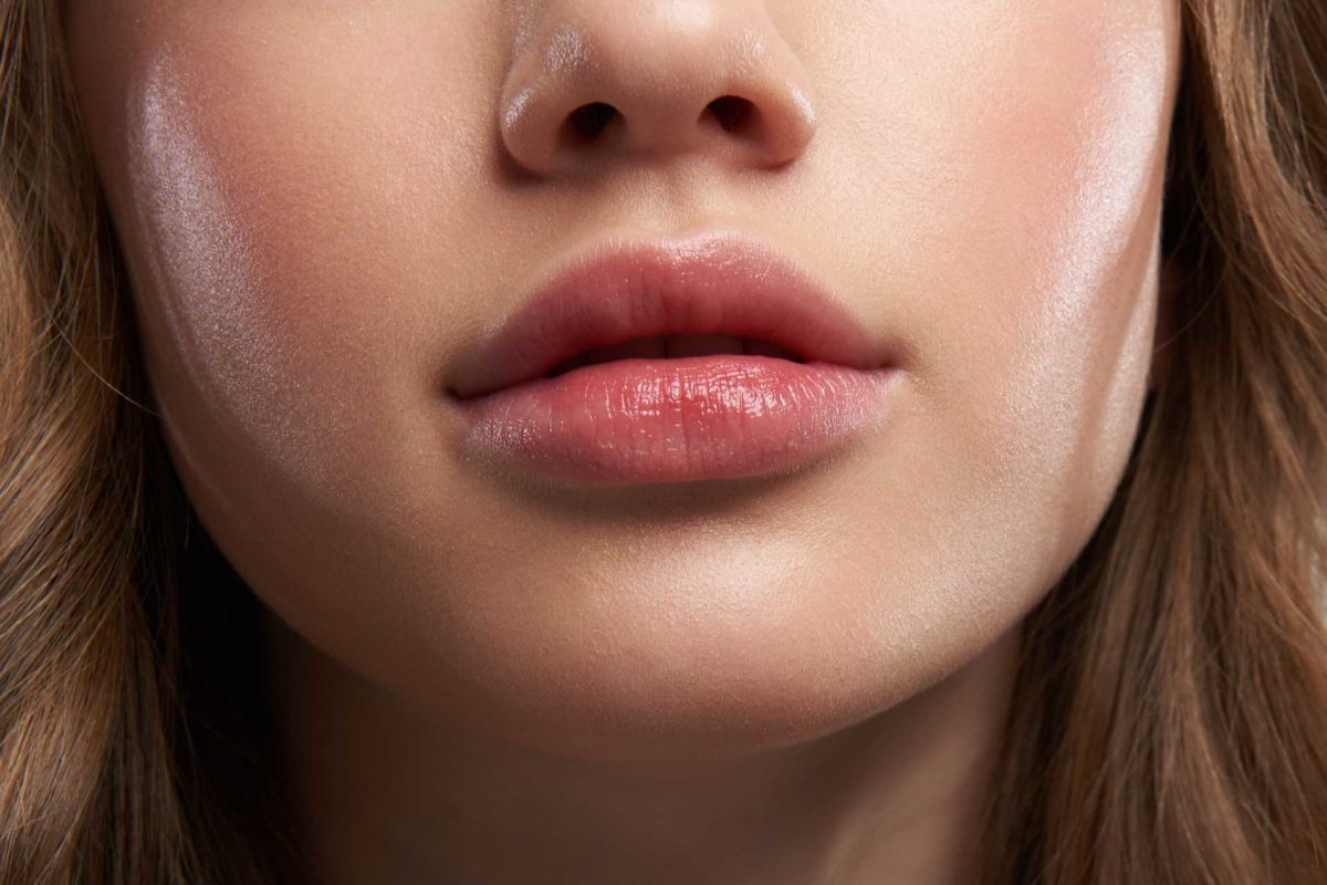 Lippenunterspritzung